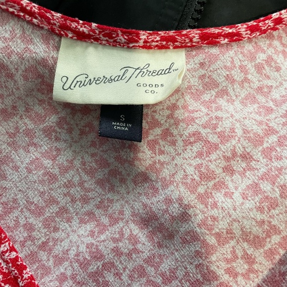 Universal Thread Cropped Blouse - Picture 3 of 3